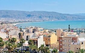 Castillo Suites, Vivienda con Fines Turísticos El Castillo de Roquetas
